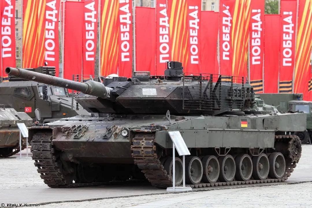 波兰乙组联赛_俄军拆解北约豹2A6坦克性能有重大发现波兰乙组联赛，中国99A：我在忙活什么？