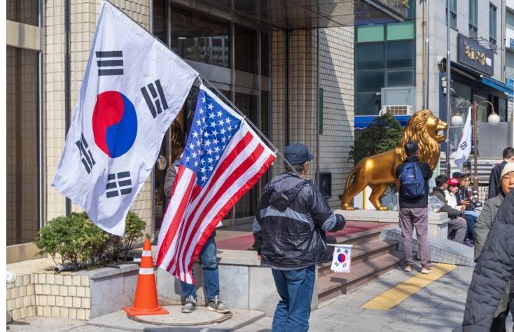 怎么开通皇冠信用网盘口_韩国大选临近怎么开通皇冠信用网盘口，首尔现“滚回中国”反华抗议，中餐馆老板：前所未有