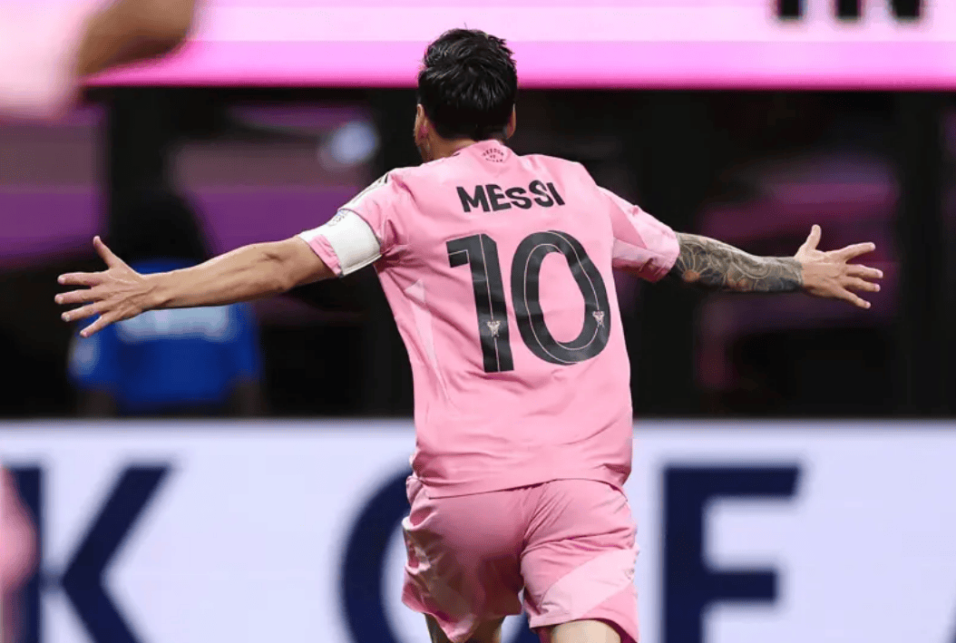 世界球会冠军杯2025_世俱杯-梅西任意球破门 迈阿密国际2-1逆转波尔图首胜