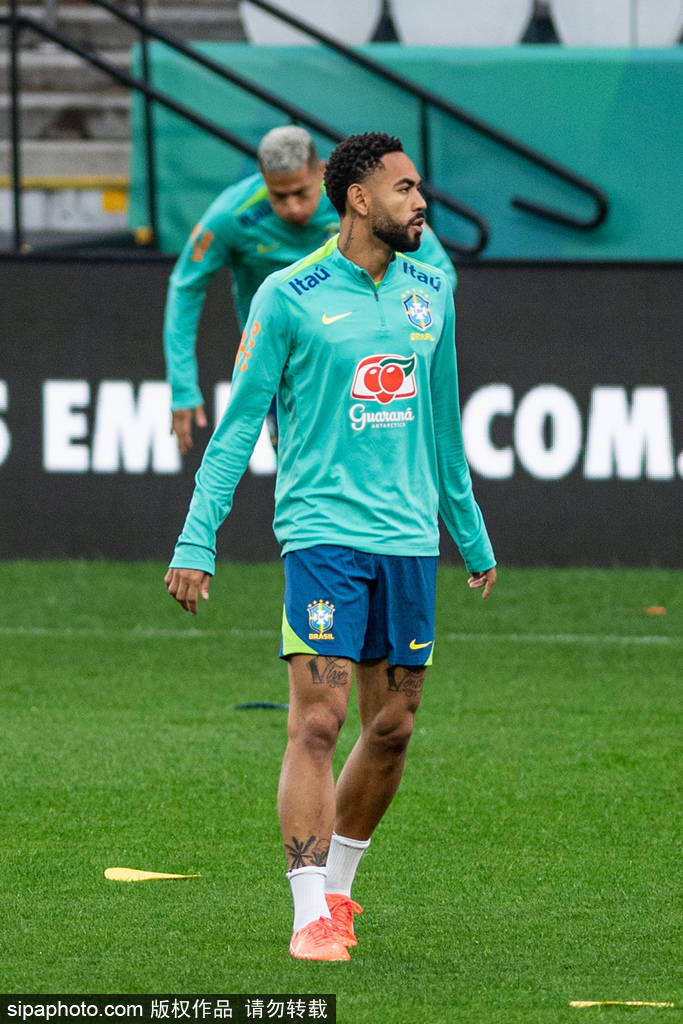 帕尔梅拉斯vs博塔弗戈_6000万镑！曼联锁定新目标帕尔梅拉斯vs博塔弗戈，球迷炸锅：这笔签约值得吗？