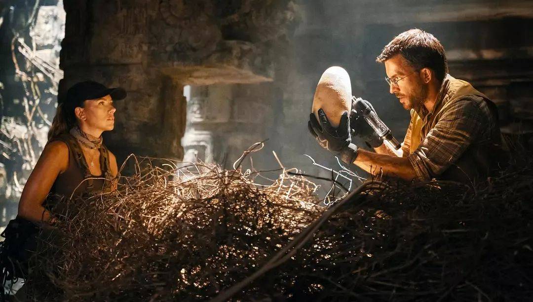 皇冠登3新2管理_两天破亿!观众边骂边看的《侏罗纪世界:重生》皇冠登3新2管理,为何还是暑期档票房收割机?