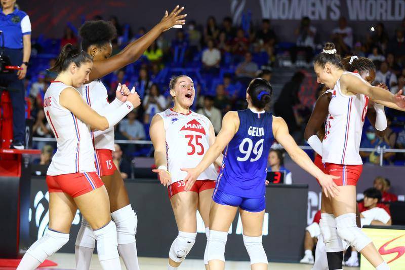 皇冠登3代理_女排世锦赛|巴西、意大利同取“开门红”