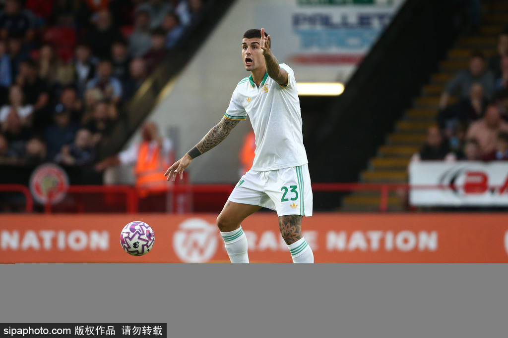 皇冠信用最新地址_罗杰斯的崛起：在埃梅里信任下绽放光芒皇冠信用最新地址，未来将何去何从？