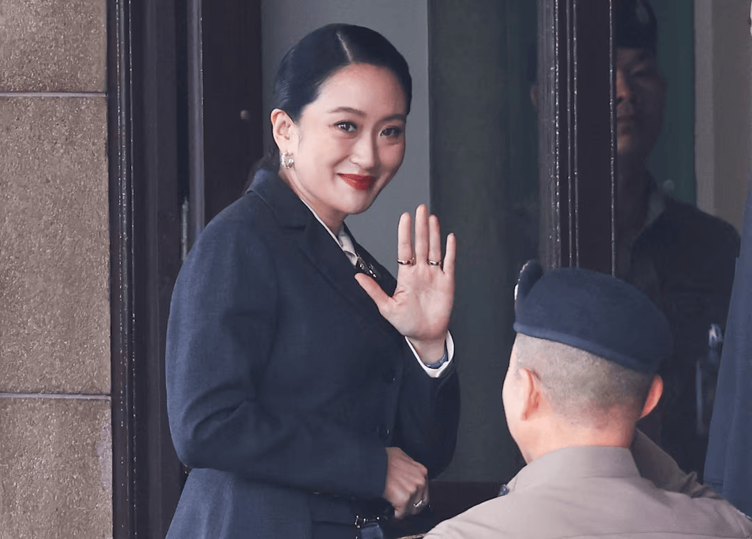 根特vs布鲁日_泰国总理佩通坦遭解职 根特vs布鲁日他信家族再下台