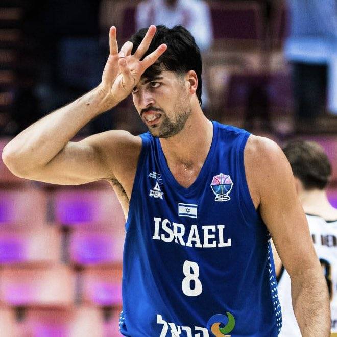 电竞足球-FIFA 亚得里亚联赛（2× 5分钟）_欧洲杯综述：字母伤停希腊输球 东契奇26+7夺下连胜