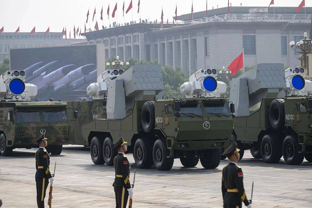 国际友谊赛足球_“不是国际友谊赛足球！我哪里像‘洗衣机’了？！”