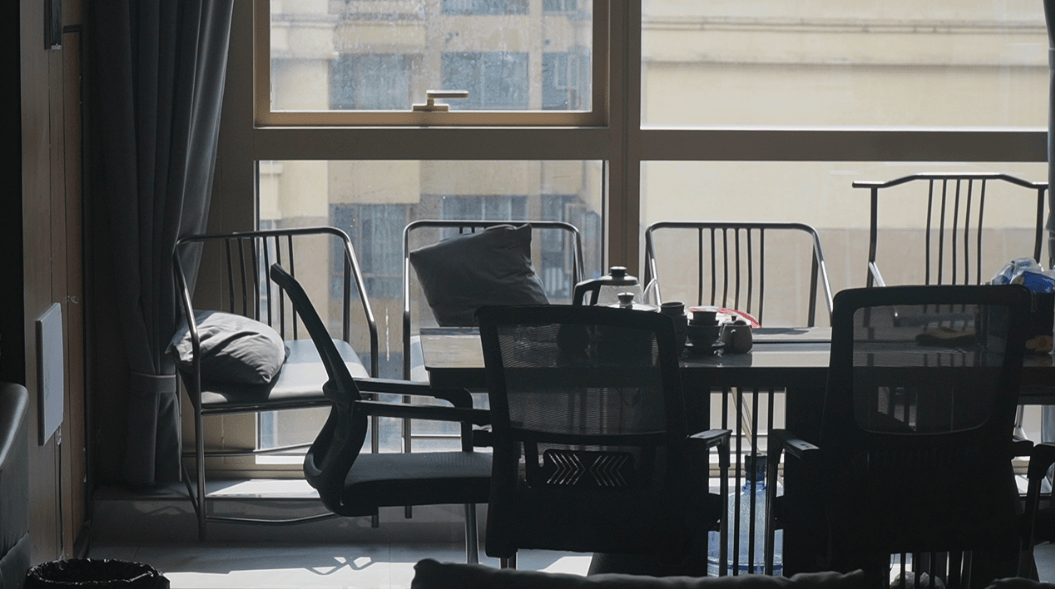 波兰乙组联赛_确认过眼神波兰乙组联赛，两天就闪婚！不到一年被离婚，寻妻小伙：为了结婚我家花了30万