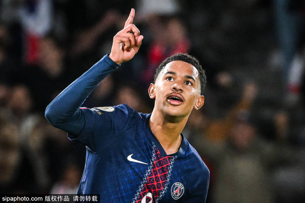 皇冠信用網出租_进球大战皇冠信用網出租！法甲-巴尔科拉破门 巴黎连追2球3-3斯特拉斯堡