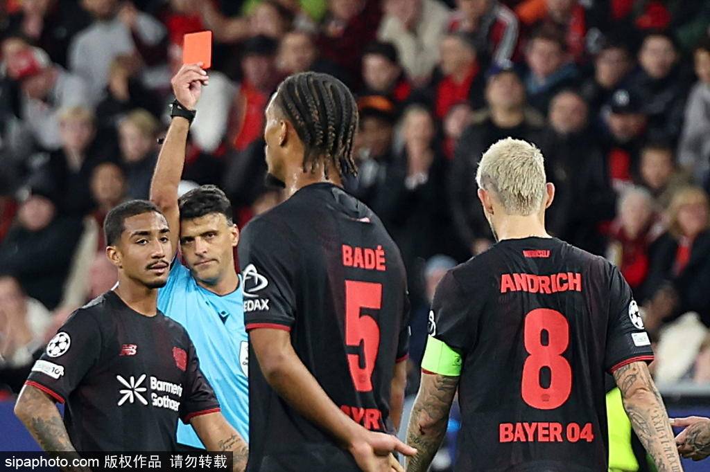 皇冠信用網会员账号_欧冠-K77传射登贝莱破门 十人巴黎7-2十人药厂升至榜首