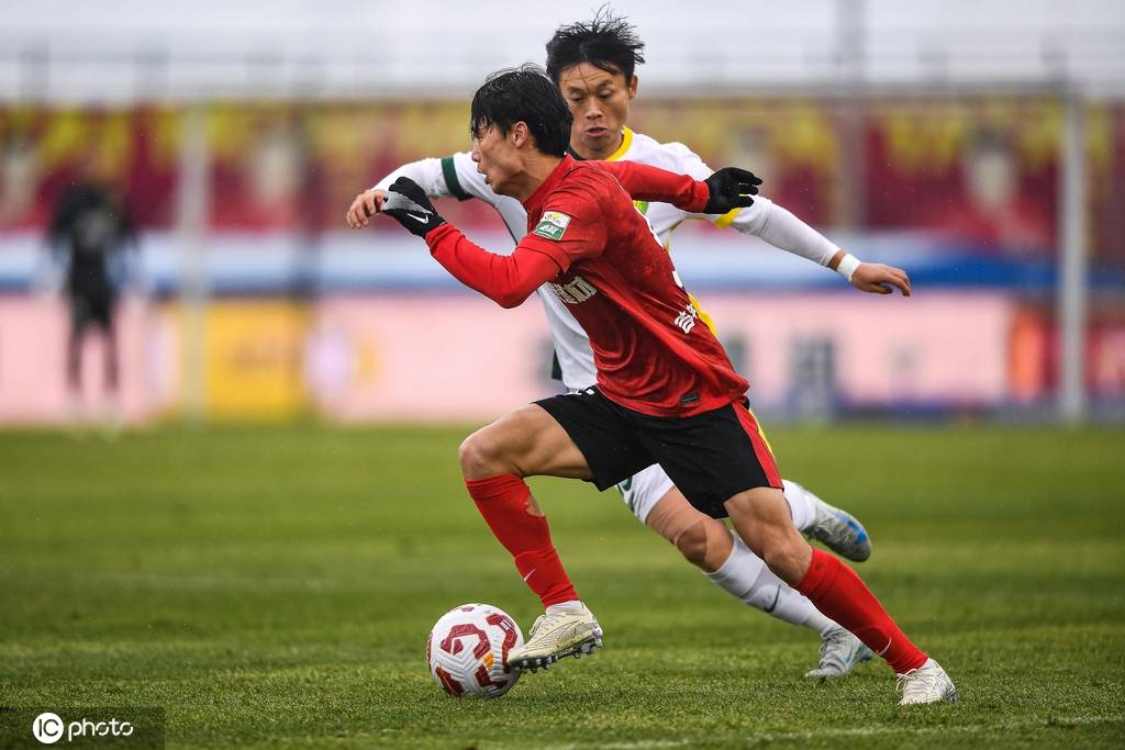 皇冠信用網开号_中超-塞鸟反戈法比奥梅开二度 亚泰0-4国安保级希望渺茫