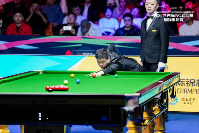 皇冠信用網正网_斯诺克国锦赛丨丁俊晖大发神威6比0横扫对手晋级