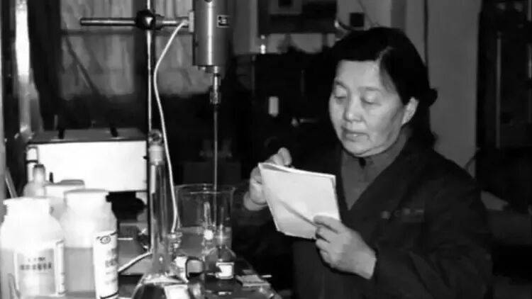 介绍个信用网网址_送别！她在上海逝世介绍个信用网网址，享年102岁！出身名门世家，被誉为“人民海军居里夫人式女杰”