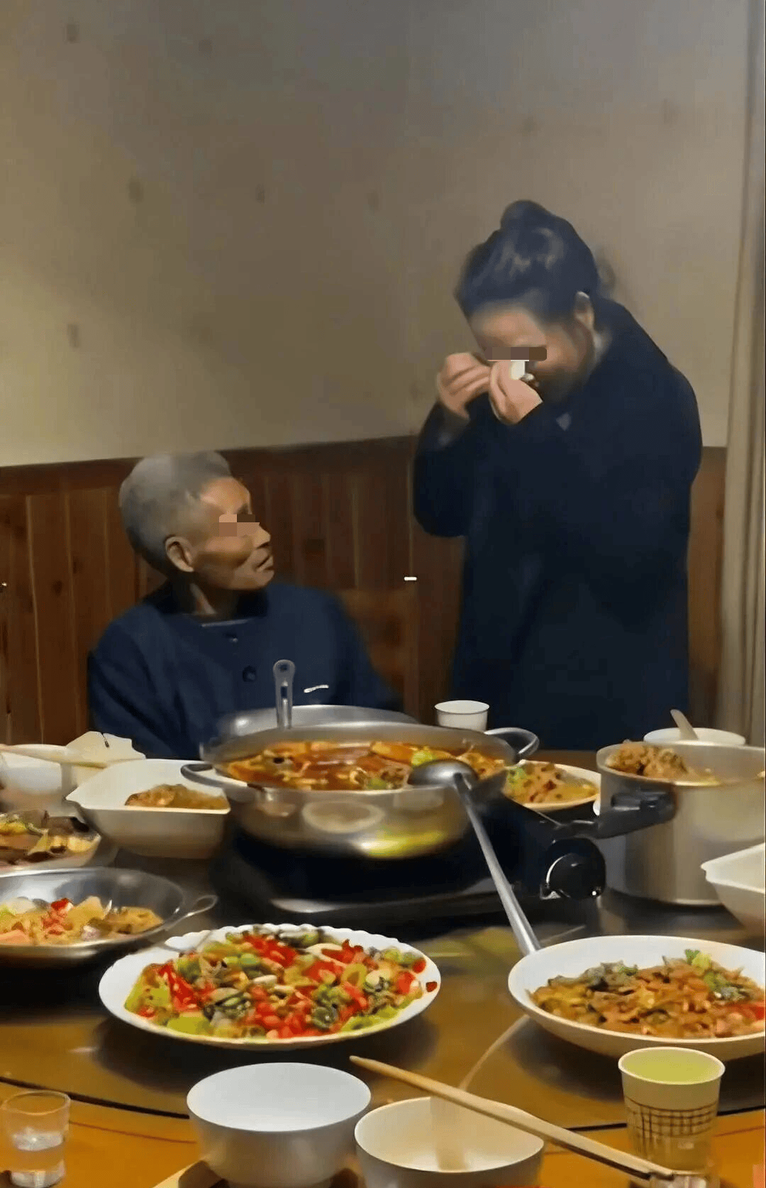 皇冠信用盘登1_男子一次性收到11年工资38万元皇冠信用盘登1，老板曾辩称“路遇乞讨好心收留，属自愿劳动”