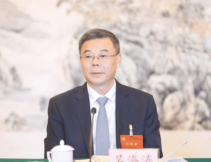 皇冠信用盘哪里申请
_湖北省委常委、襄阳市委书记吴海涛:务本务实 真抓实干 奋力打造中西部发展的区域性中心城市