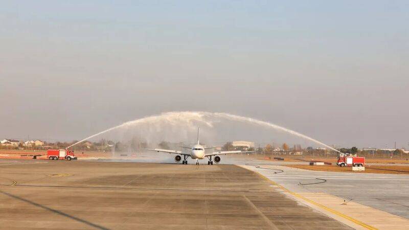 欧洲附加赛D组
_扬泰机场拉萨航线成功首航欧洲附加赛D组
,扬泰两市与雪域高原架起空中金桥