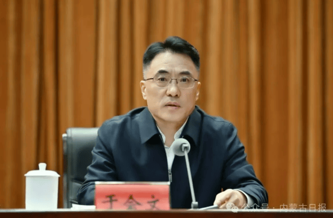 皇冠信用网账号注册_于会文:坚决拥护党中央决定皇冠信用网账号注册,坚决服从自治区党委安排,来到呼和浩特市工作,深感使命光荣、责任重大