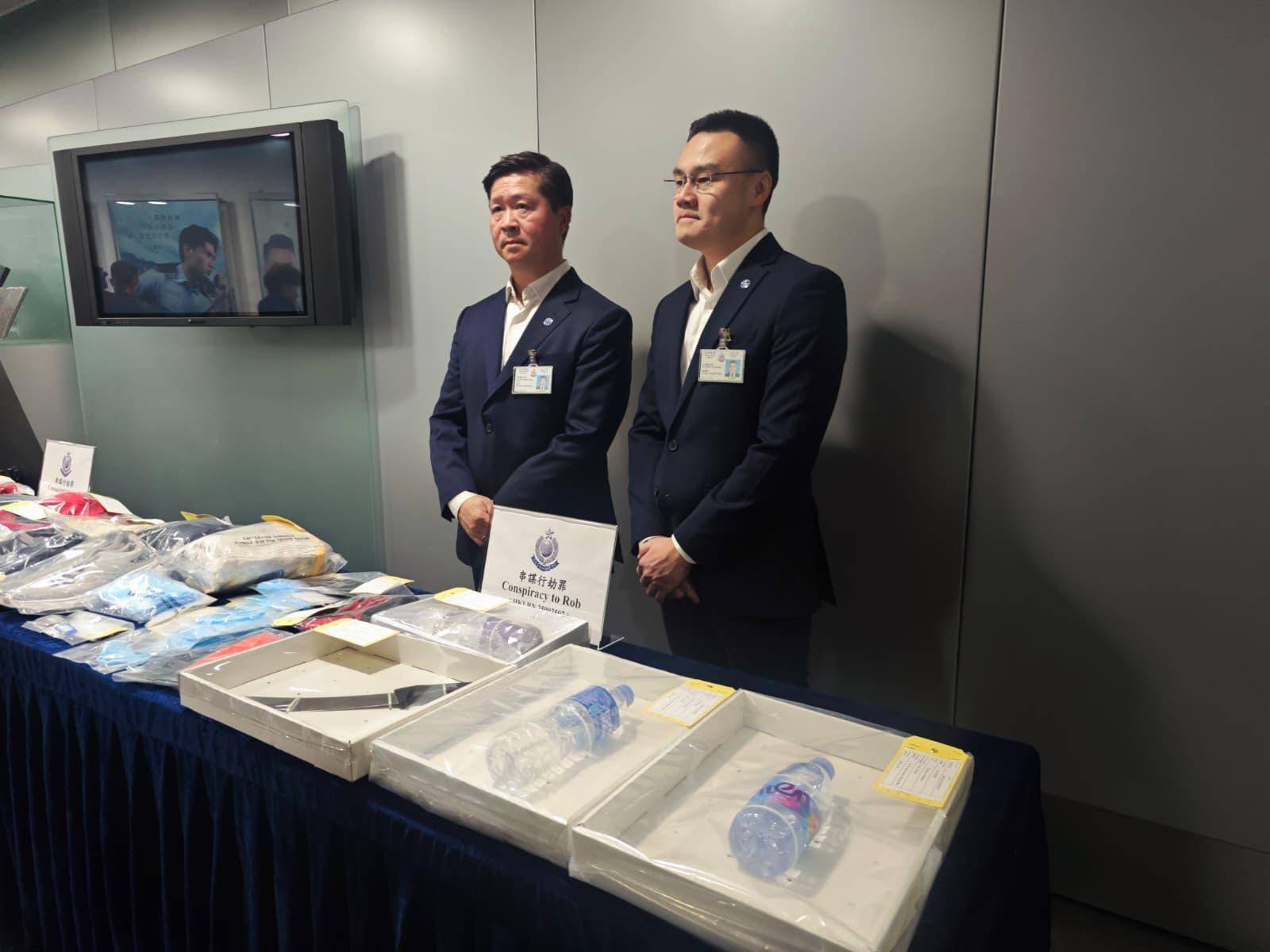 皇冠信用网登1_香港10亿劫案|警方:15人被捕皇冠信用网登1,属精心策划,抢劫过程仅30秒