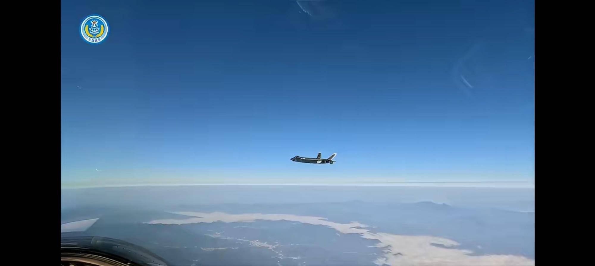 介绍个信用网网址_歼-20首次与台岛合影介绍个信用网网址，F-16V毫无踪迹：台军撒谎锁定解放军预警机