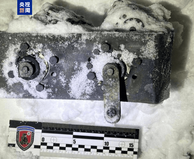 皇冠代理管理端_乌方公布据称为“榛树”导弹残骸照片 披露俄军袭击细节