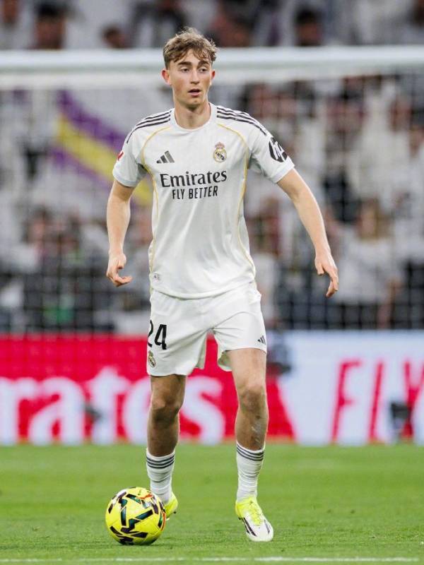 皇冠客服_皇家马德里道歉皇冠客服，网友：辱华球员本人知道吗？