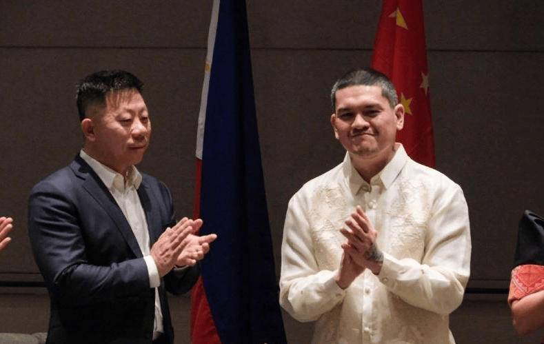 皇冠hga035客户端_菲律宾政坛变天？马科斯被催辞职皇冠hga035客户端，杜特尔特之子担任党总裁